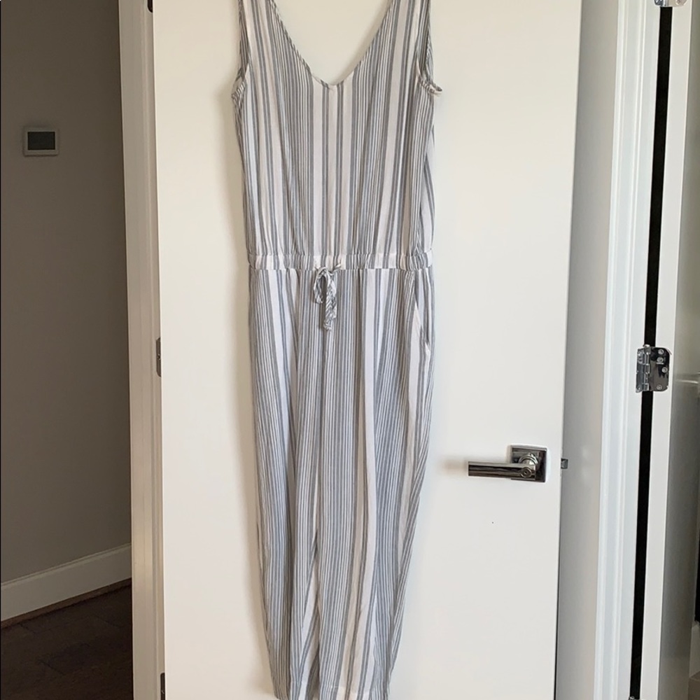Cloth & Stone comfy linen jumpsuit